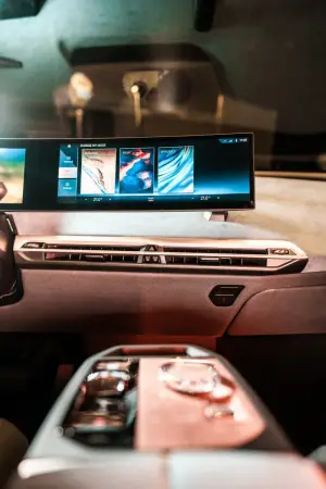Nuovo BMW iDrive - CES 2021