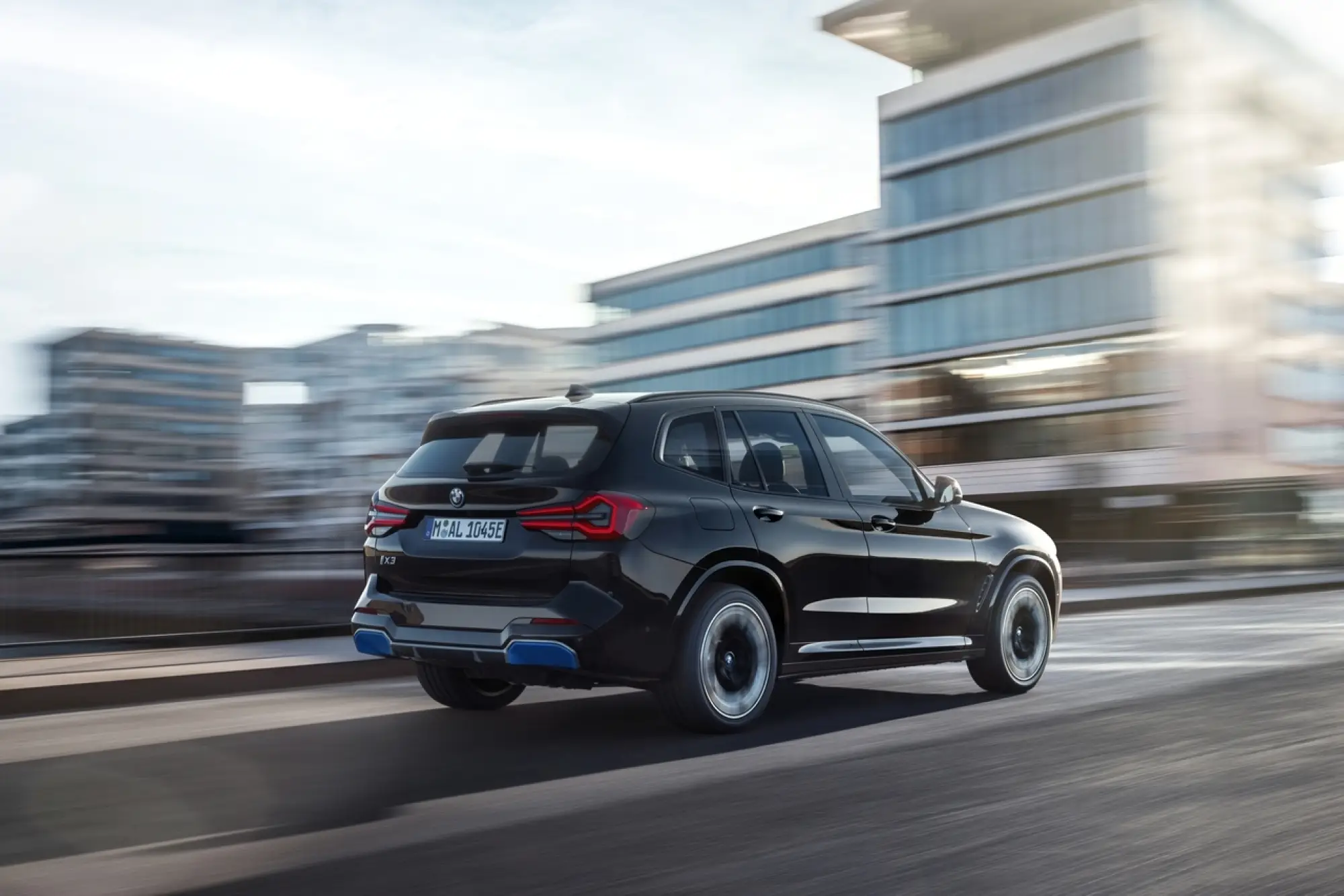 Nuovo BMW iX3 - 1