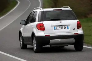 Nuovo Fiat Sedici - 19