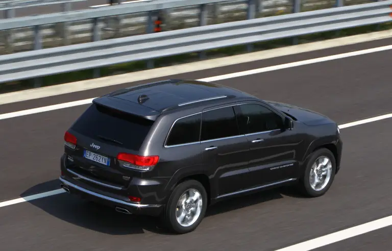 Nuovo Jeep Grand Cherokee 2014 - 23