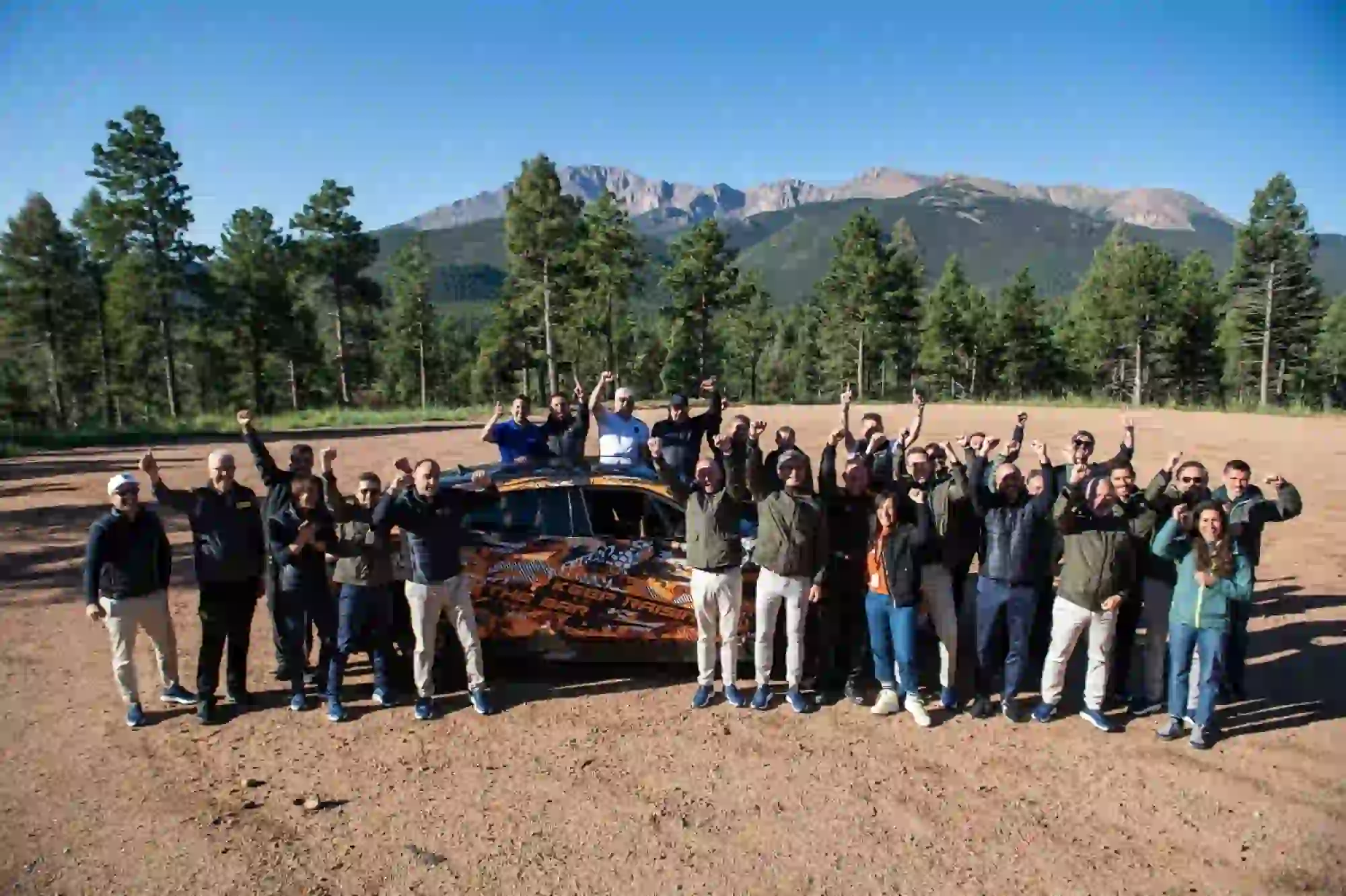 Nuovo Lamborghini Urus record Pikes Peak - Foto - 7