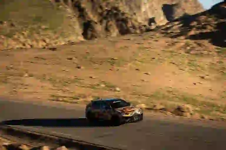 Nuovo Lamborghini Urus record Pikes Peak - Foto - 2