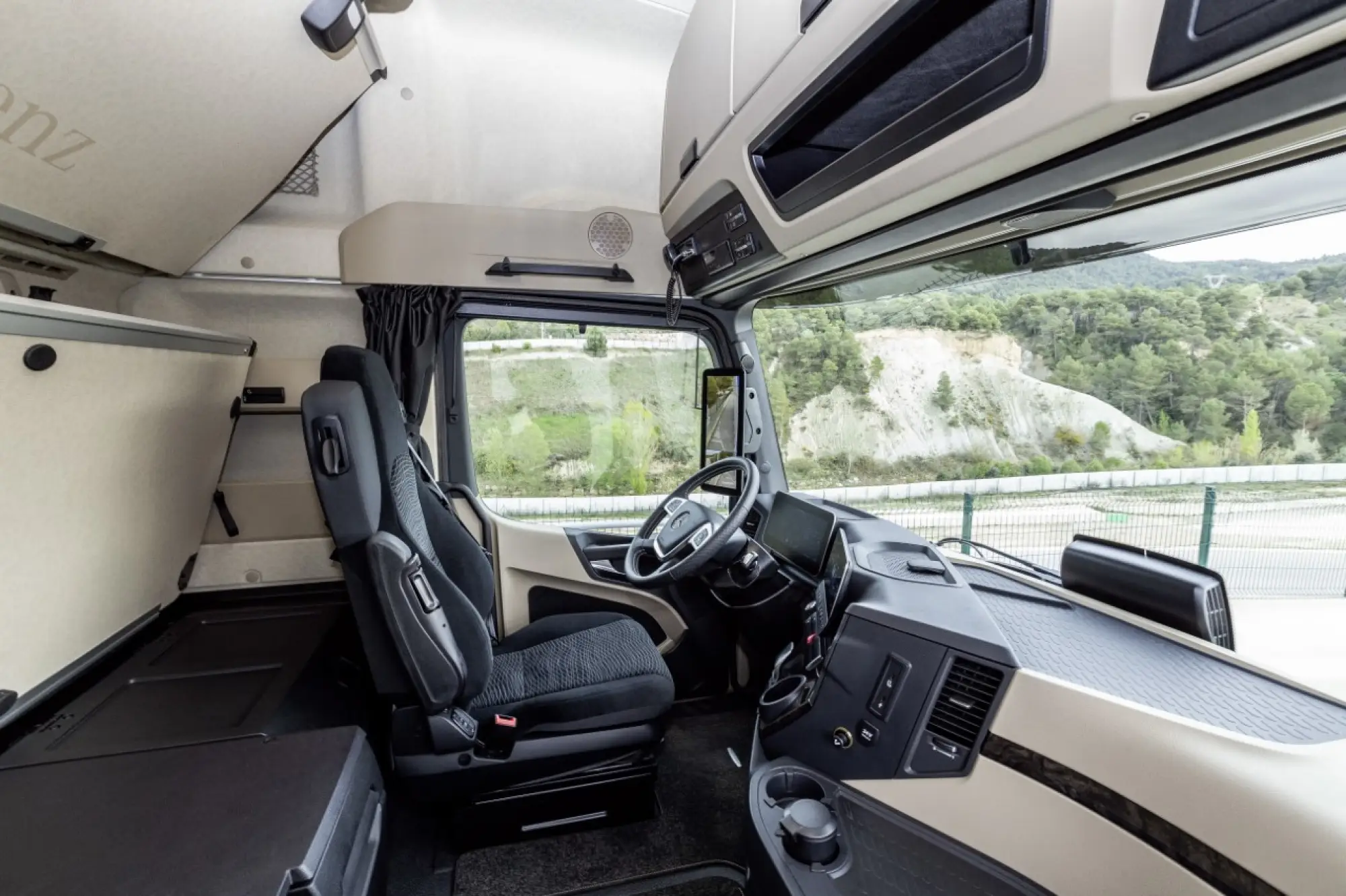 Nuovo Mercedes Actros - 9