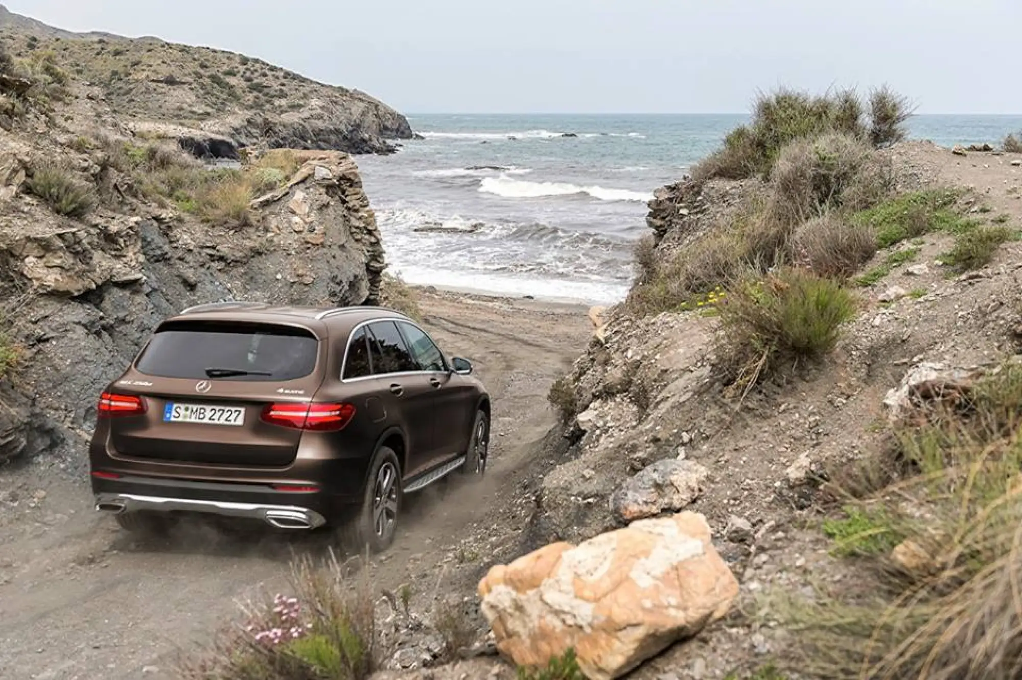 Nuovo Mercedes GLC - 4