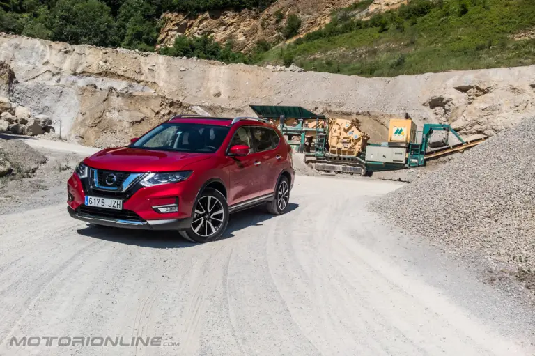 Nuovo Nissan X-Trail MY 2017 - Test Drive in Anteprima - 1