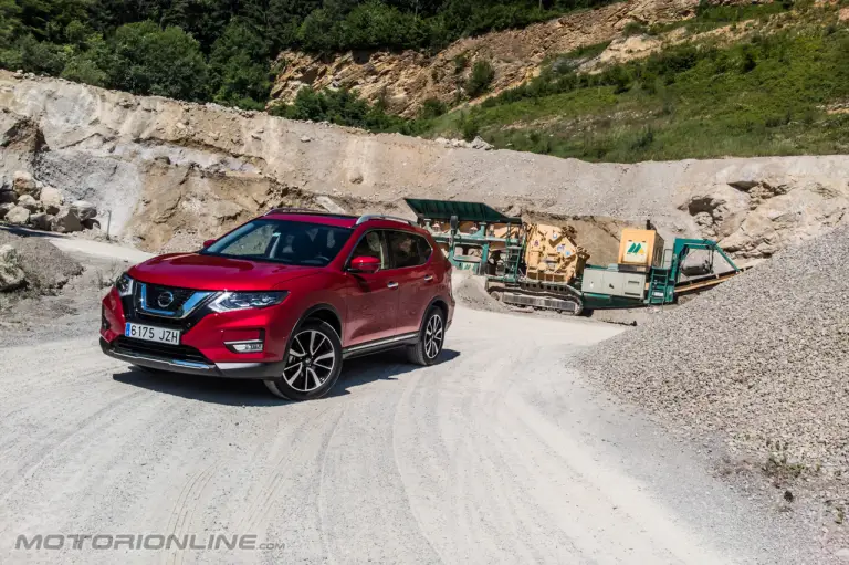 Nuovo Nissan X-Trail MY 2017 - Test Drive in Anteprima - 3