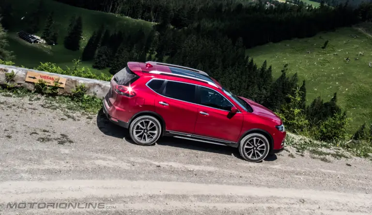 Nuovo Nissan X-Trail MY 2017 - Test Drive in Anteprima - 18