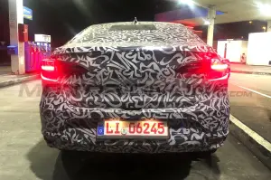 Nuovo Renault Arkana - Foto Spia 29-03-2022