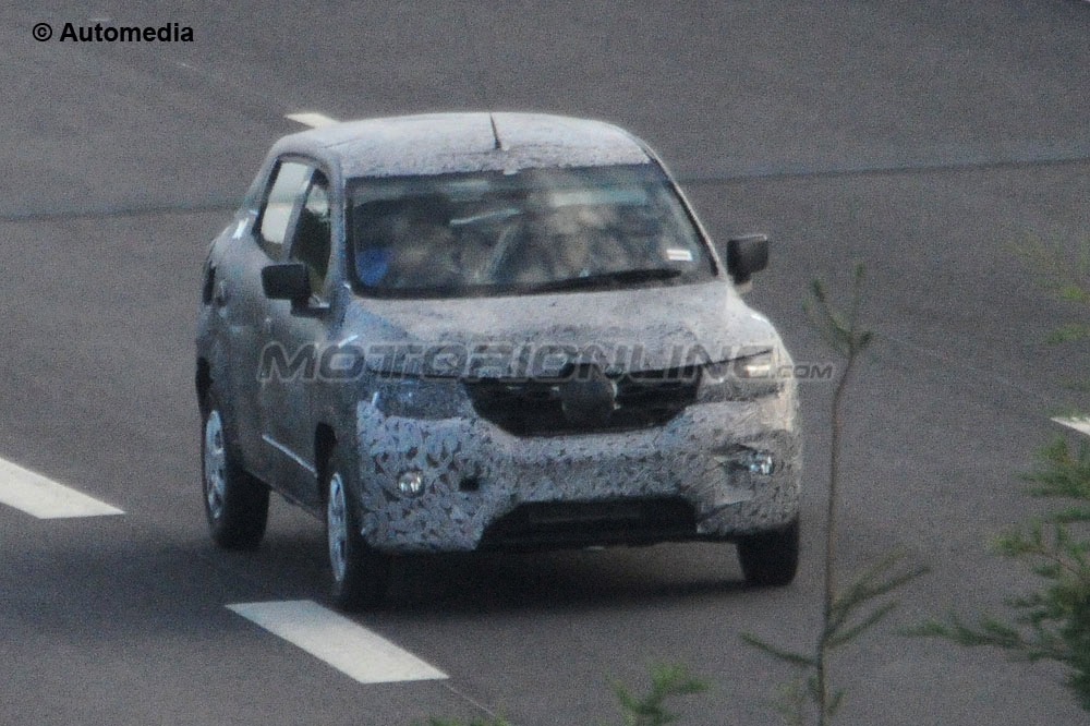 Nuovo SUV compatto Dacia - Foto spia 24-11-2014