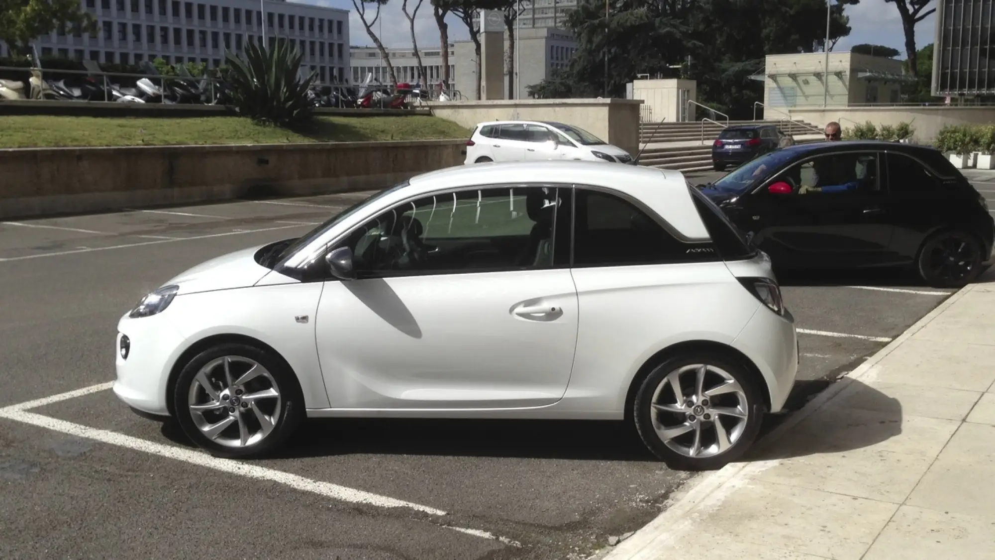 Opel Adam 1.4 GPL Tech - Primo contatto - 7