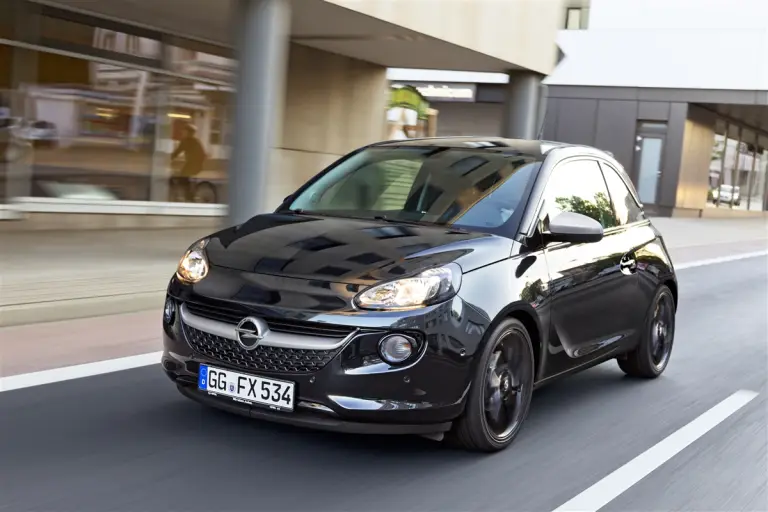 Opel Adam Black Link e White Link - 1