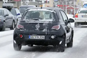 Opel Adam Cabrio - Foto spia