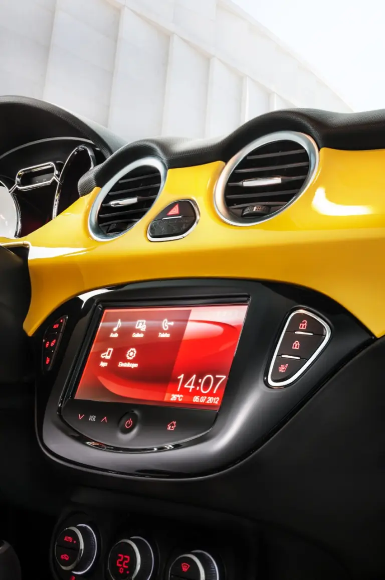 Opel Adam - Foto ufficiali - 23