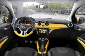 Opel Adam - Gli interni