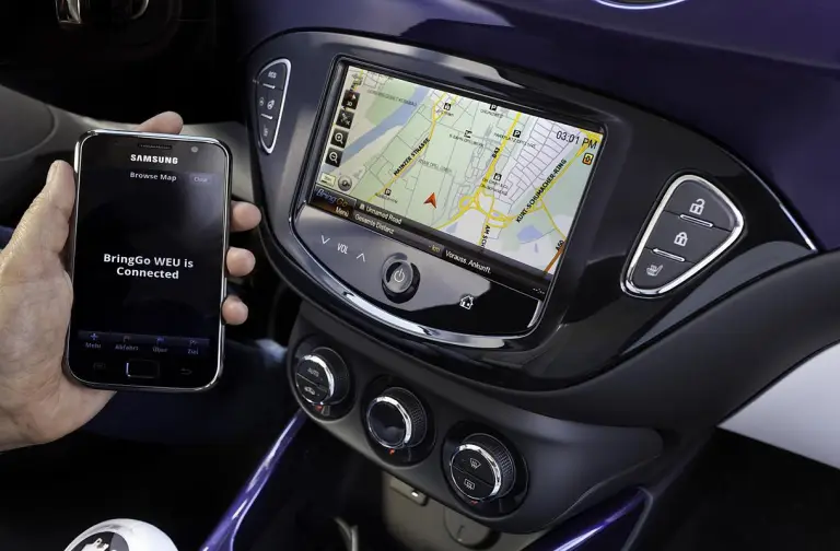 Opel Adam IntelliLink - 1