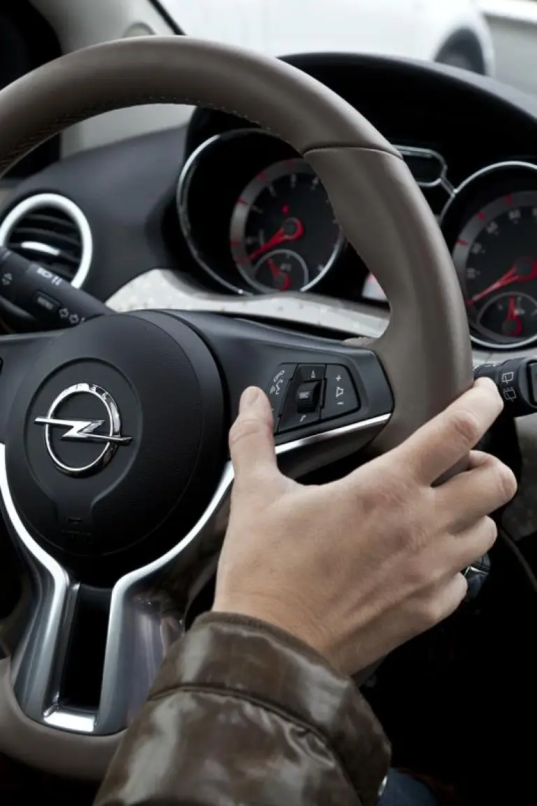 Opel Adam IntelliLink - 5