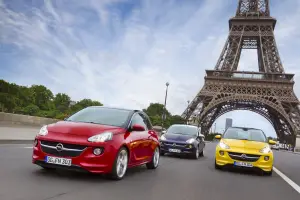 Opel Adam Parigi 2012