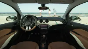 Opel Adam Rocks 2019