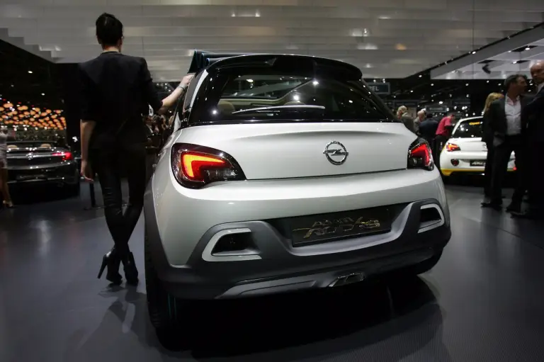 Opel Adam Rocks - Salone di Ginevra 2013 - 2