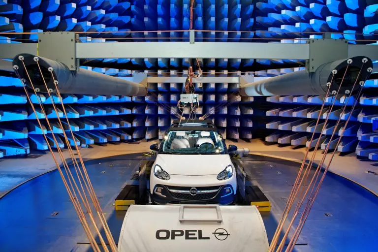 Opel Adam Rocks - Test elettromagnetico - 3