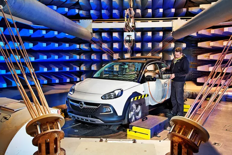 Opel Adam Rocks - Test elettromagnetico - 4