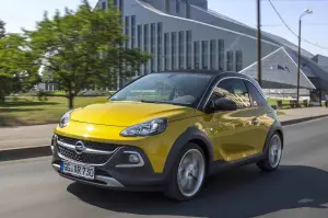 Opel Adam Rocks