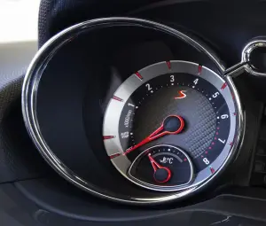 Opel Adam S 2015