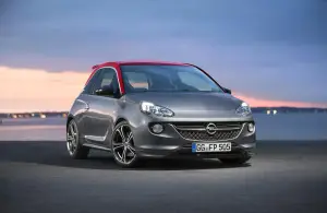 Opel Adam S 2015