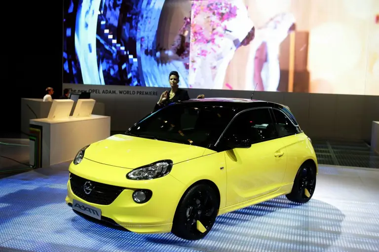 Opel Adam - Salone di Parigi 2012 - 1