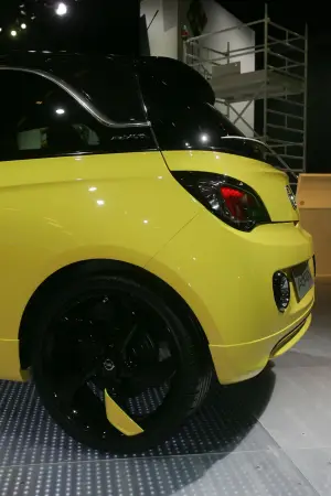 Opel Adam - Salone di Parigi 2012