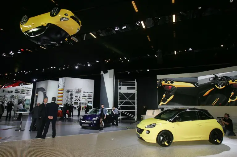 Opel Adam - Salone di Parigi 2012 - 14