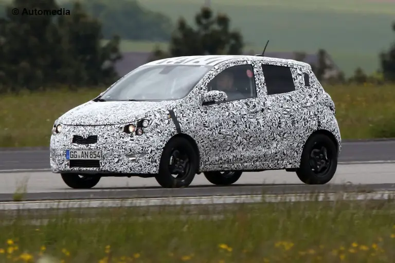 Opel Agila 2015 - Foto spia 16-05-2014 - 2