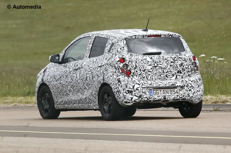Opel Agila 2015 - Foto spia 16-05-2014 - 6