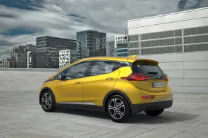 Opel Ampera-e ricarica rapida