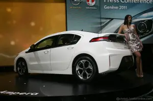 Opel Ampera Ginevra 2011 - 5