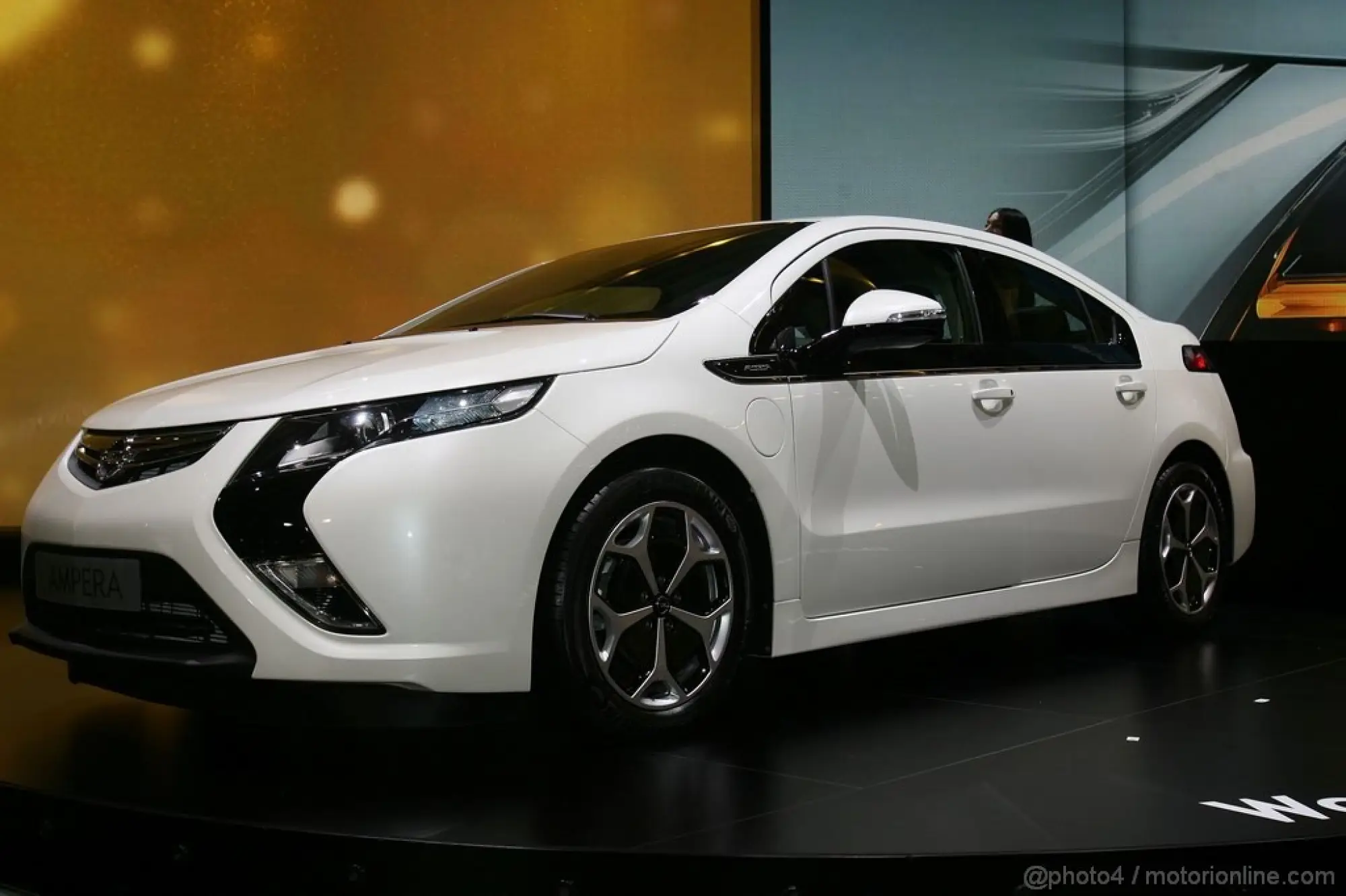 Opel Ampera Ginevra 2011 - 8