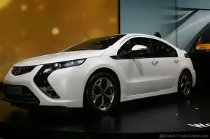 Opel Ampera Ginevra 2011 - 8