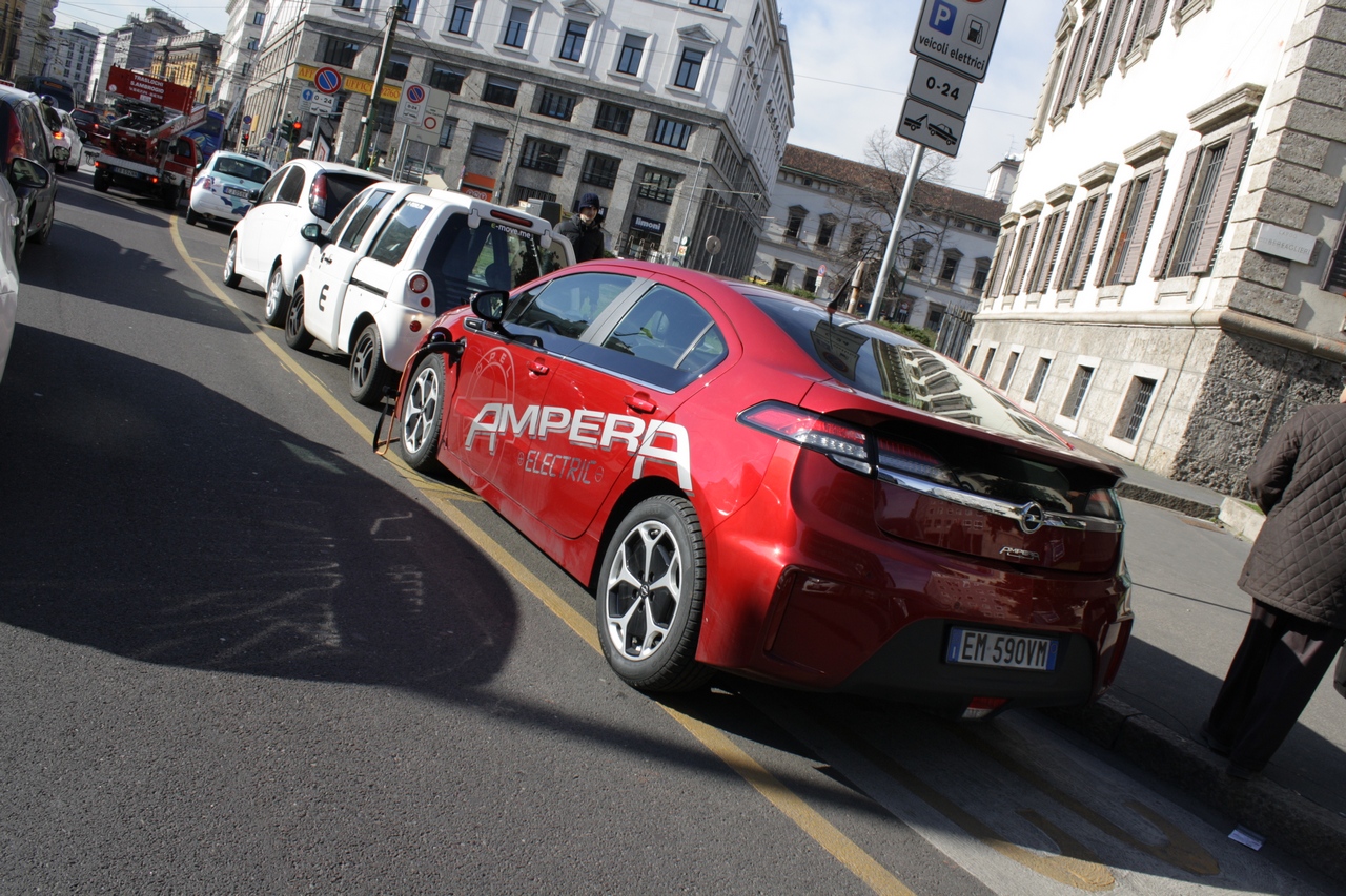 Opel Ampera - Prova su strada - 2013