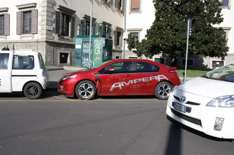 Opel Ampera Prova Su Strada - 9
