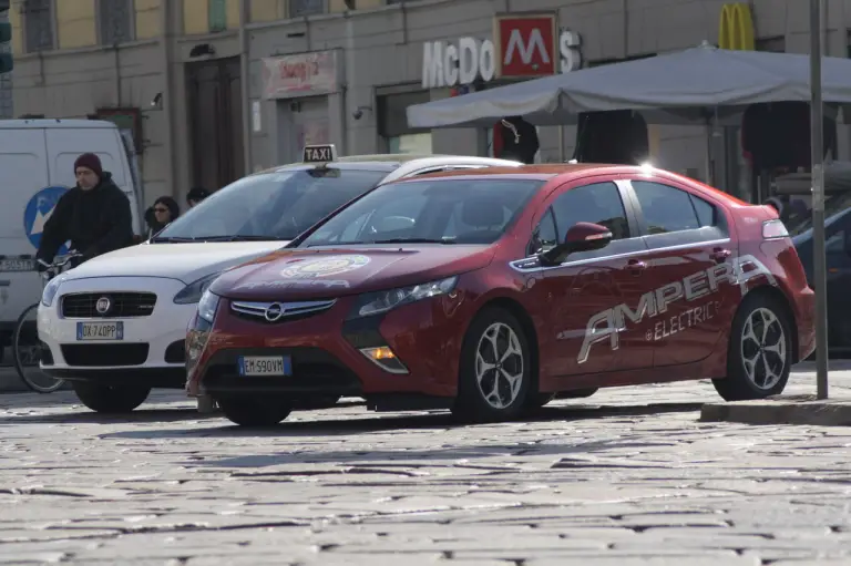 Opel Ampera Prova Su Strada - 16