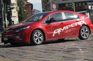 Opel Ampera Prova Su Strada - 23