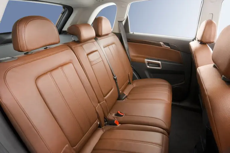 Opel Antara 2011 - 2