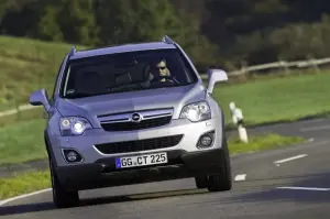 Opel Antara 2011 - 10