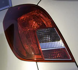 Opel Antara 2011 - 13