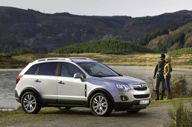 Opel Antara 2011 - 16