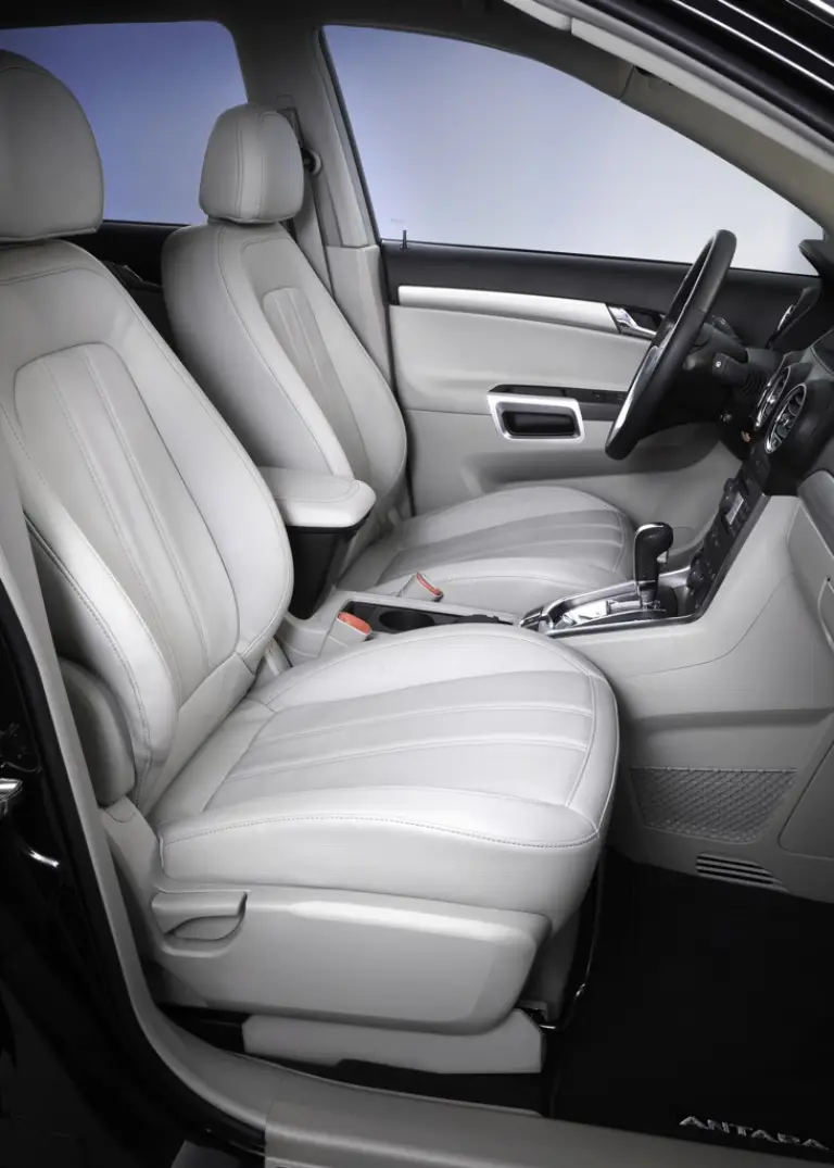 Opel Antara 2011 - 31
