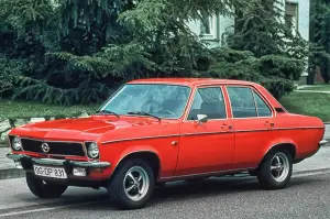 Opel Ascona - foto storiche  - 1