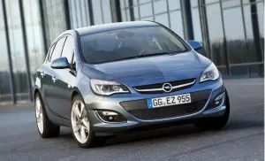 Opel Astra 2012 - Foto ufficiali - 1