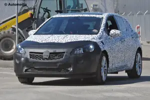 Opel Astra 2015 - Foto spia 30-04-2014 - 2