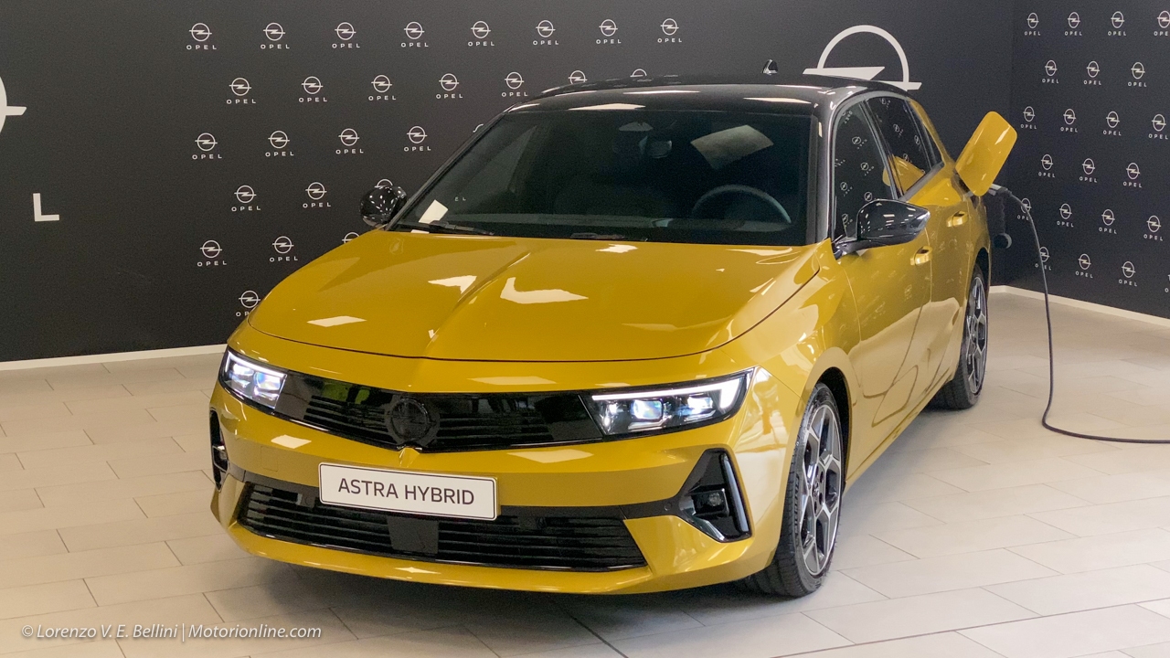 Opel Astra 2021 - Anteprima dal vivo a Milano